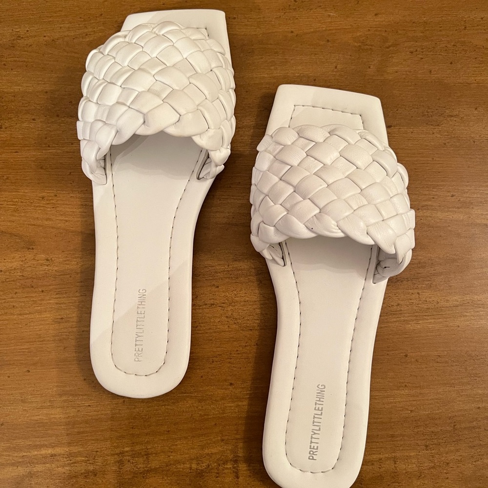 Pretty Little Thing White Real Leather Square Toe Basket Weave Mule Sandals